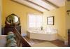The Orchid Inn At Santa Barbara: Room 9