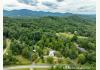 Misty Mountain Lodge & Cabins: Aerial View of Property