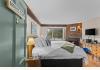 Brass Lantern Inn: 