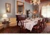 Cornerstone Bed and Breakfast: Dining Room with Original Chandelier