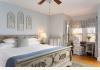 Cornerstone Bed and Breakfast: University Suite Bedroom