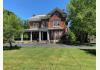 The William Smith Inn: Front yard and house 