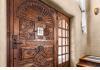 Hacienda de Suenos: Hand carved front door