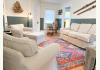 Freedom House Bed & Breakfast: Main House 3 Bedroom Apartment 