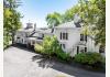 The Homeport Inn: 