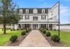 The Washington Inn | Turnkey 11-BR Historic Inn: 