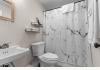The Washington Inn | Turnkey 11-BR Historic Inn: 