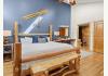 Famous "Engen Hus" Bed & Breakfast: 