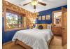 Famous "Engen Hus" Bed & Breakfast: 