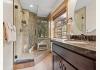 Famous "Engen Hus" Bed & Breakfast: 