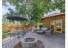 Famous "Engen Hus" Bed & Breakfast: 