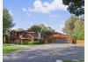 Famous "Engen Hus" Bed & Breakfast: 