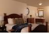 13-Suite Boutique Iowa Inn - Okoboji-Spirit Lake: Guest Room