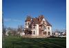 Le Chateau: Front