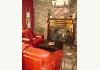 Aska Lodge B & B: Living Room Fireplace