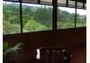 Hotel El Viandante: indoor porch ideal for bird watching and rainbows.
