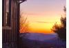 Alluring View B&B Log Cabin: 