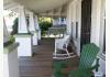 Lake Verona Lodge Bed and Breakfast: A rocking chair fron porch.