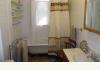 Lake Verona Lodge Bed and Breakfast: 1 of 2 baths with Claw foot tubs