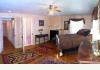 Foxcreeks Farm: Fox Room with Hollywood Bath