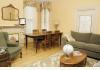 Meadows Inn B & B: Sitting Room