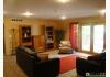 Moores Vineyard: Main Room
