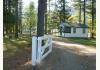 The Cabins in Hope: Entrance to the Cabins in Hope