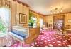 Dundee Manor Bed & Breakfast: 