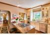Dundee Manor Bed & Breakfast: 
