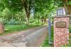 Dundee Manor Bed & Breakfast: 