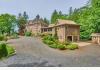 Dundee Manor Bed & Breakfast: 