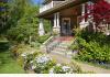 Dundee Manor Bed & Breakfast: 