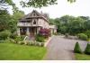 Dundee Manor Bed & Breakfast: 