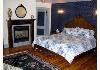 Chestnut Charm Bed & Breakfast: 