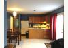 Vinehurst Inn & Suites: Large family suite kitchen area
