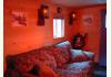 Mini Mountain Caboose Resort: Caboose Living Room