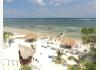 Hotel Restaurant Maya Luna: View on the beach from the roof of the restaurant