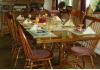 Lakeview Inn & Cabins: Breakfast Room