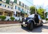 The Oxford Inn & Pope's Tavern and Pantry: Inn & taxi