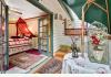 Wikiup Bed & Breakfast: 