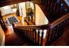Riverside Inn Bed and Breakfast: Grand staircase
