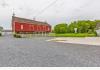 Rockland Inn: barn and driveway
