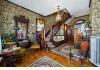 Lizzie Borden's Maplecroft Mansion: Foyer
