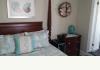 Island Guest House Bed and Breakfast Inn: B6 - Balcony Room 4