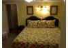 Island Guest House Bed and Breakfast Inn: B7 - Sunflower Room 1