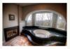 The Grand View: Fireplace & Jacuzzi tub