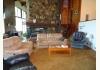 360 Lowden View: Living room