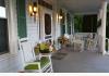 Annie's Inn Bed & Breakfast: Porch