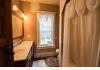 White Plains Farm: Upper Bathroom