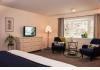 Hideaway Suites: guest room